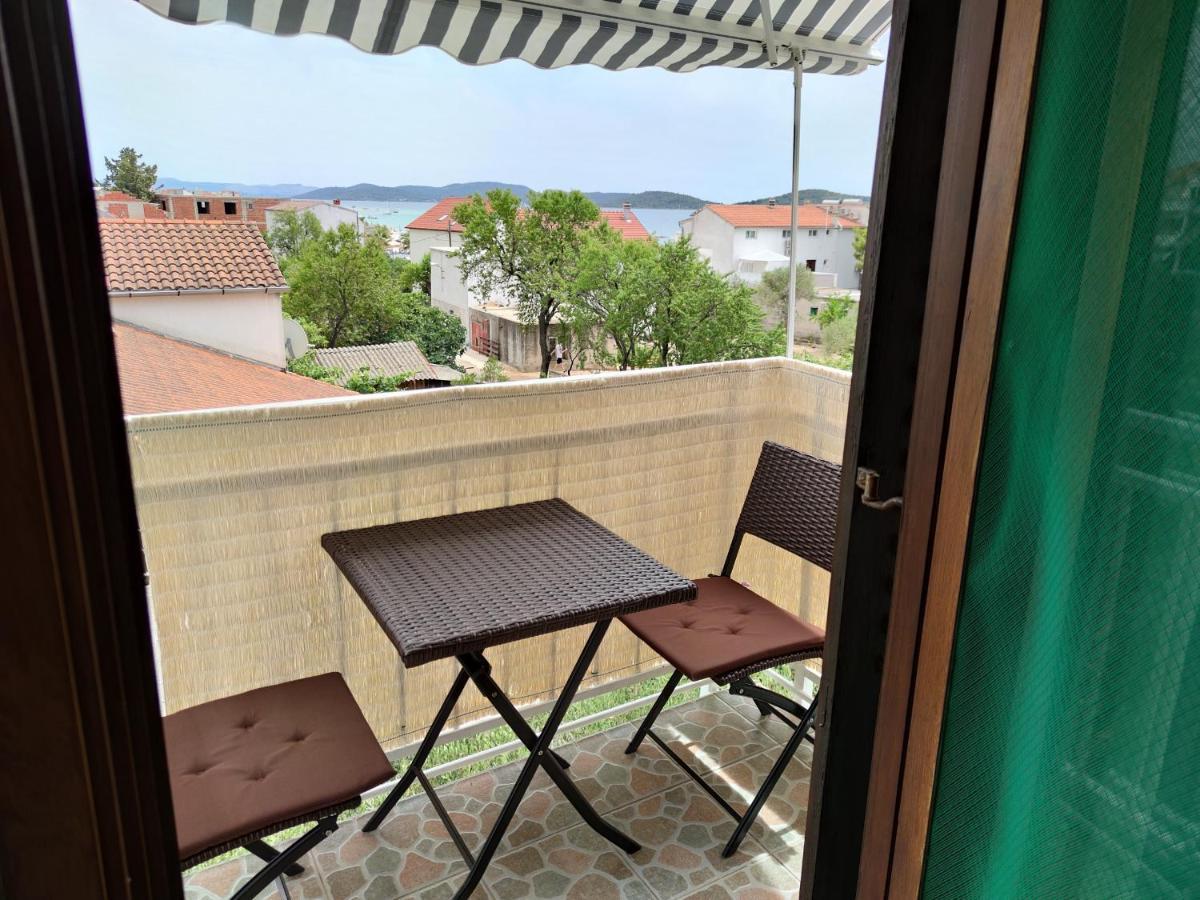 Apartments Vodice Srima エクステリア 写真