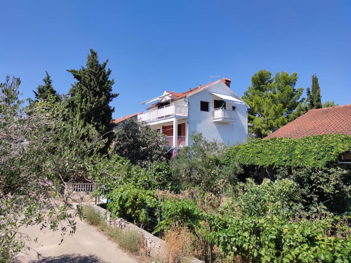 Apartments Vodice Srima エクステリア 写真