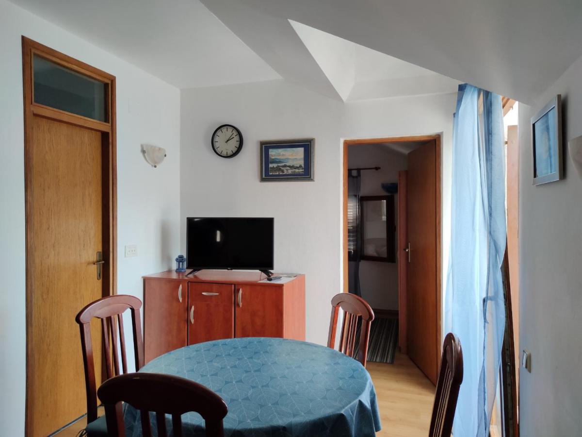 Apartments Vodice Srima エクステリア 写真