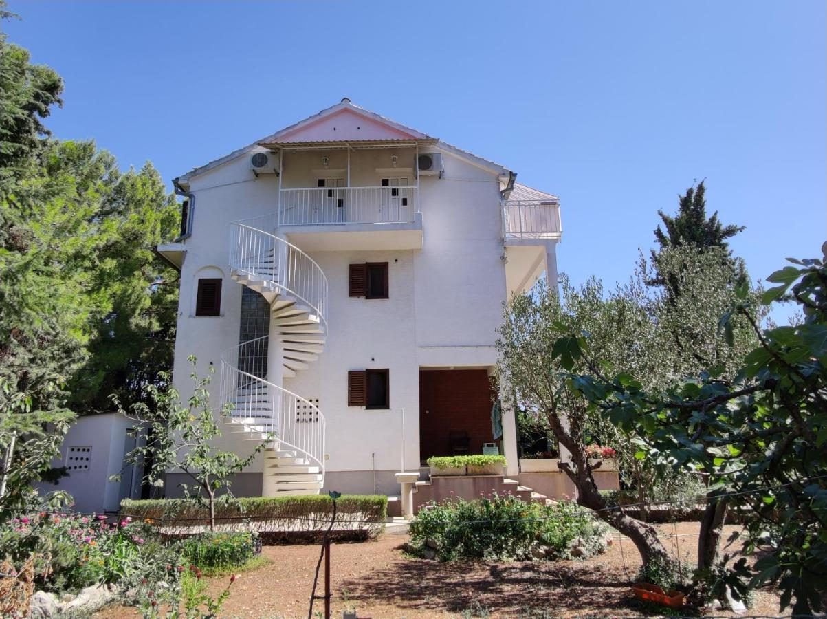 Apartments Vodice Srima エクステリア 写真