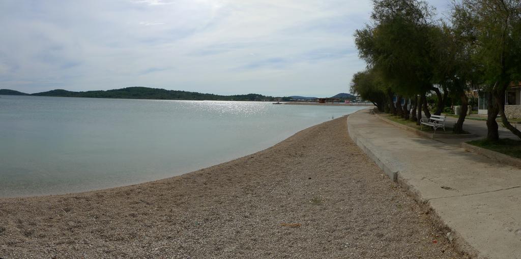 Apartments Vodice Srima 部屋 写真